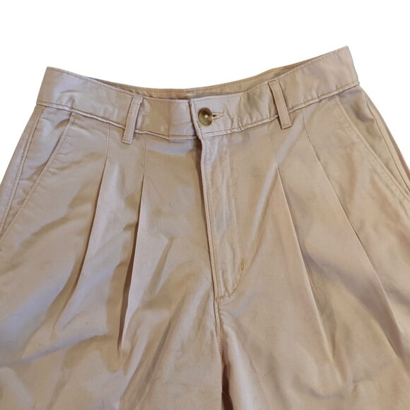 Like new! Levis' Premium Pleated Trouser High Waist Shorts in Pale Pink Size 27 - Picture 10 of 13